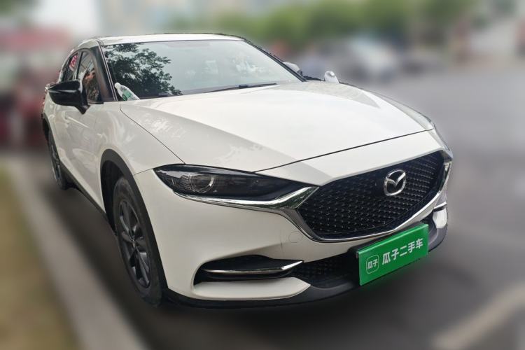 Used Mazda CX-4 2018 2.0L Automatic Two-Wheel Drive Blue Sky Dynamic Version China VI Standard Front Right 45 Deg