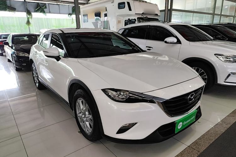 Used Mazda CX-4 2018 2.0L Automatic Two-Wheel Drive Blue Sky Dynamic Version China VI Standard Front Right 45 Deg