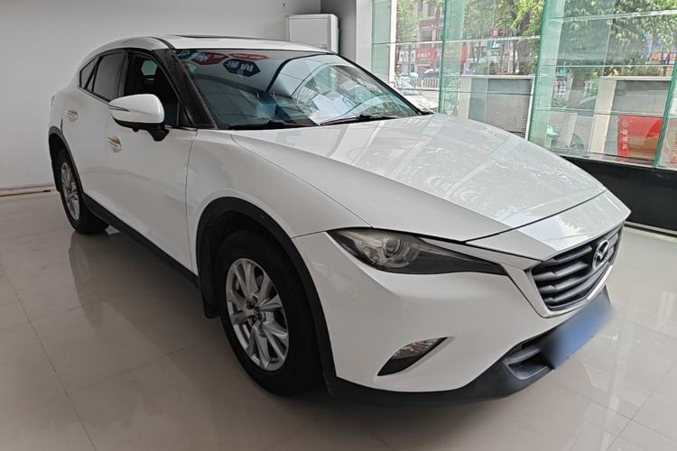 Used Mazda CX-4 2018 2.0L Automatic Two-Wheel Drive Blue Sky Exploration Version China V Standard Front Right 45 Deg