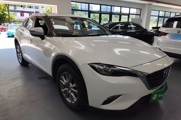 Used Mazda CX-4 2018 2.0L Automatic Two-Wheel Drive Blue Sky Dynamic Version China V Standard Front Right 45 Deg