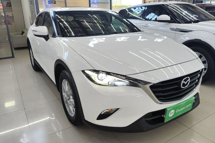 Used Mazda CX-4 2018 2.0L Automatic Two-Wheel Drive Blue Sky Dynamic Version China V Standard Front Right 45 Deg
