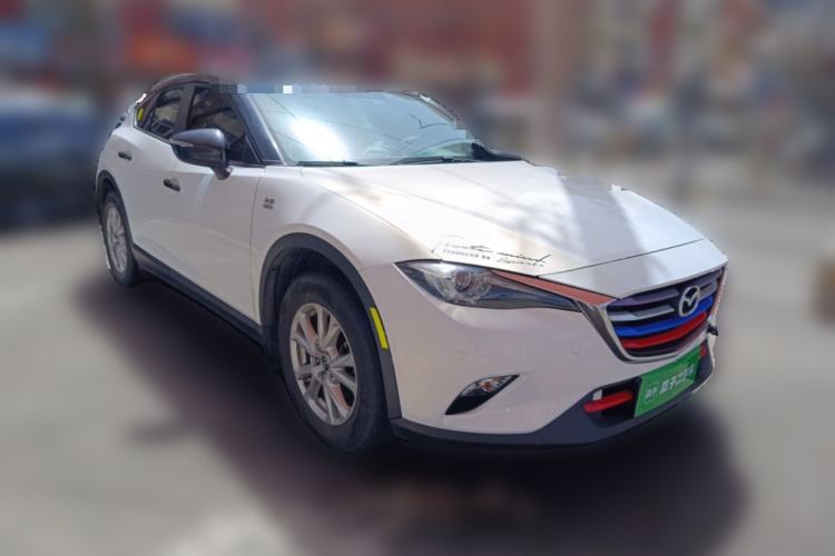 Used Mazda CX-4 2018 2.0L Automatic Two-Wheel Drive Blue Sky Premium Upgrade Version China VI Standard Front Right 45 Deg