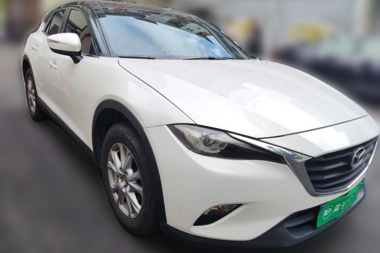 Used Mazda CX-4 2018 2.0L Automatic Two-Wheel Drive Blue Sky Dynamic Version China V Standard Front Right 45 Deg