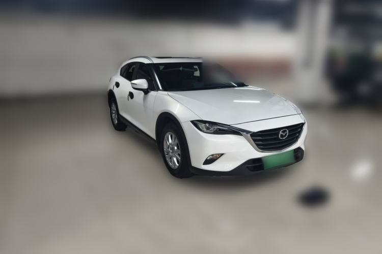Used Mazda CX-4 2018 2.0L Automatic Two-Wheel Drive Blue Sky Dynamic Version China V Standard Front Right 45 Deg