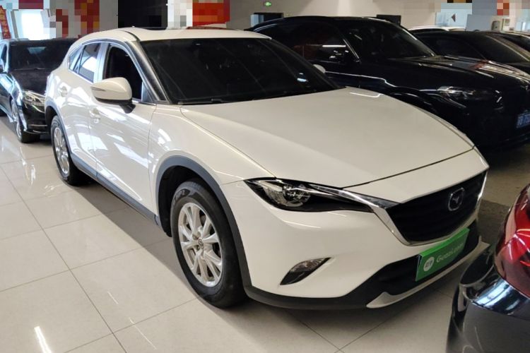 Used Mazda CX-4 2018 2.0L Automatic Two-Wheel Drive Blue Sky Dynamic Version China V Standard Front Right 45 Deg