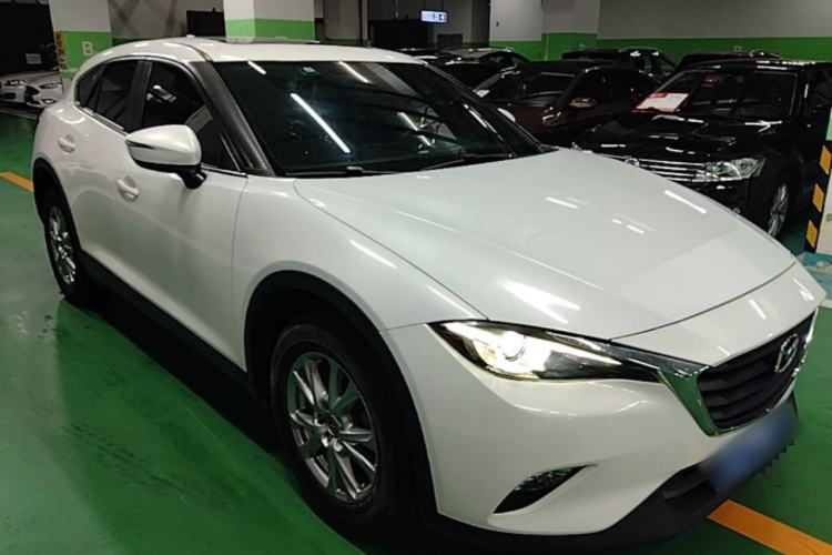 Used Mazda CX-4 2018 2.0L Automatic Two-Wheel Drive Blue Sky Dynamic Version China VI Standard Front Right 45 Deg