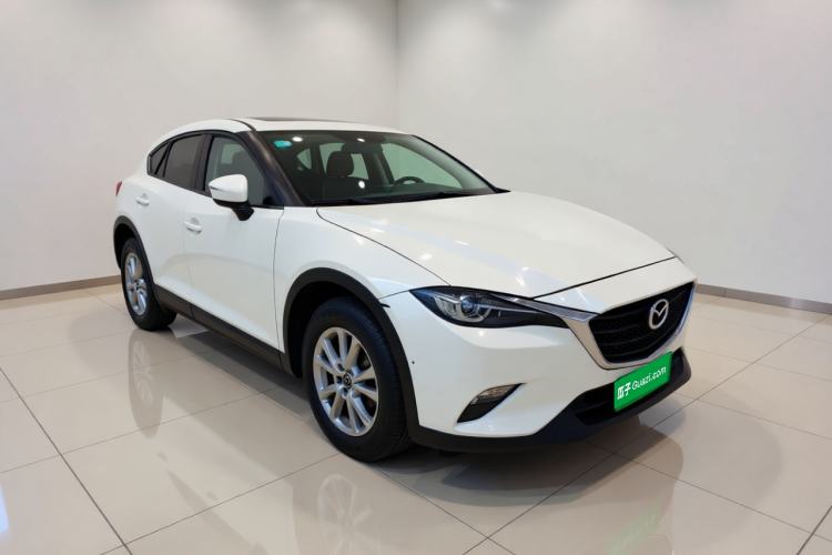 Used Mazda CX-4 2018 2.0L Automatic Two-Wheel Drive Blue Sky Dynamic Version China V Standard Front Right 45 Deg