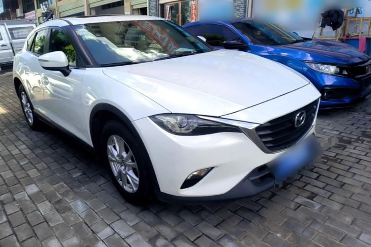 Used Mazda CX-4 2018 2.0L Automatic Two-Wheel Drive Blue Sky Dynamic Version China V Standard Front Right 45 Deg