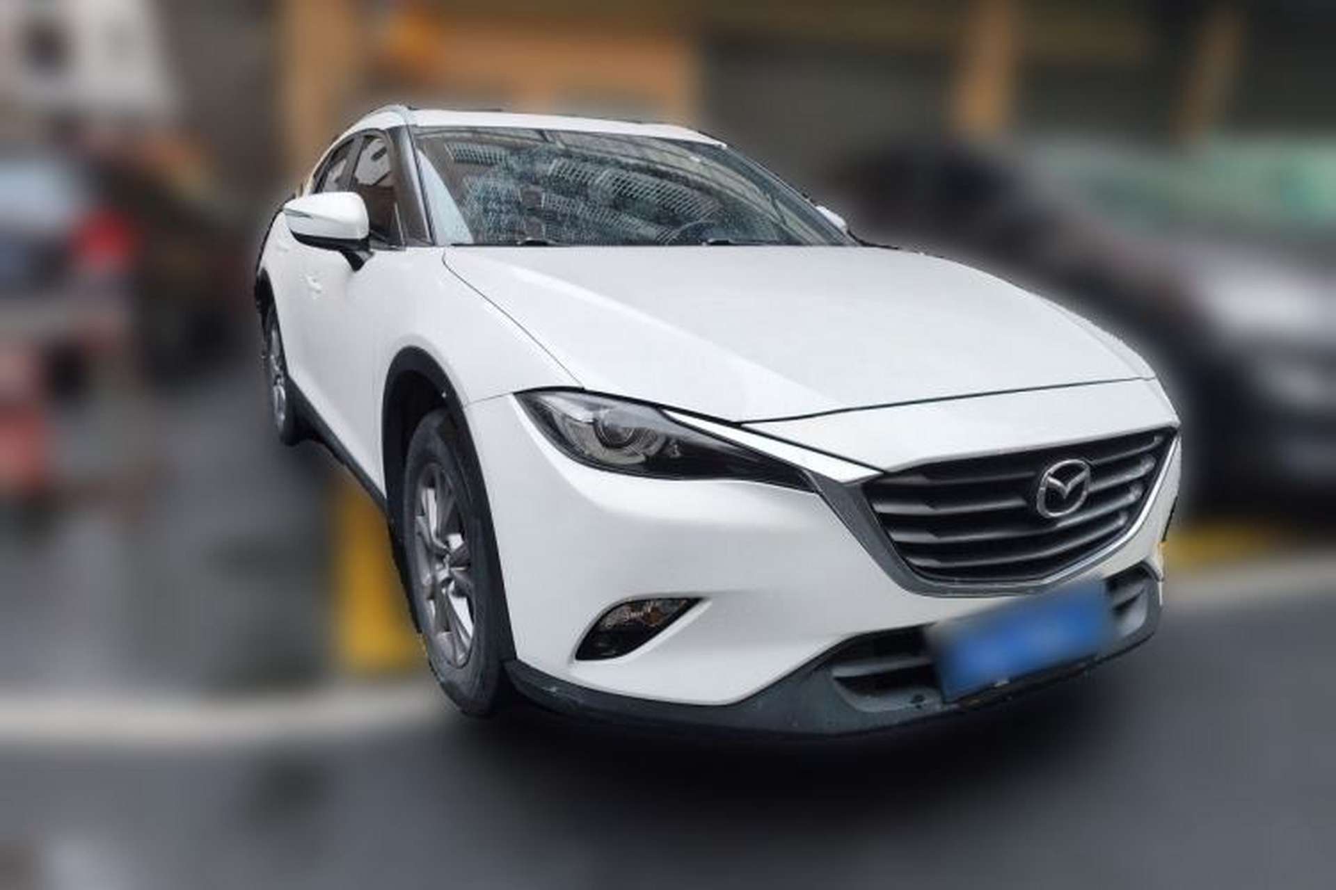 Used Mazda CX-4 2018 2.0L Automatic Two-Wheel Drive Blue Sky Premium Upgrade Version China VI Standard Front Right 45 Deg