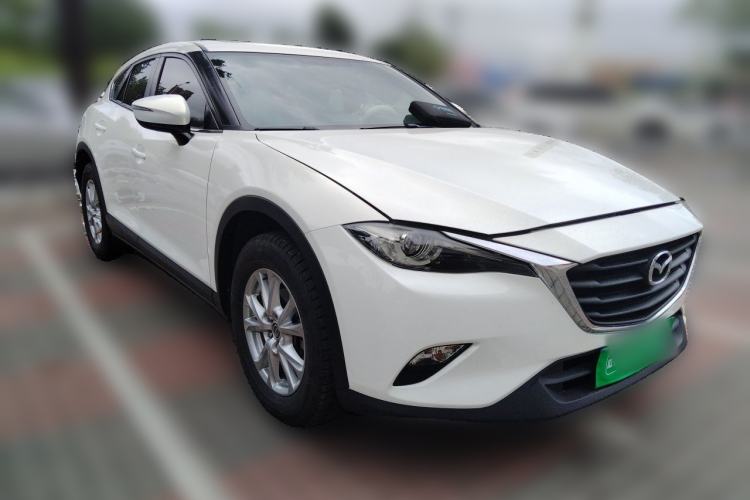 Used Mazda CX-4 2018 2.0L Automatic Two-Wheel Drive Blue Sky Dynamic Version China VI Standard Front Right 45 Deg