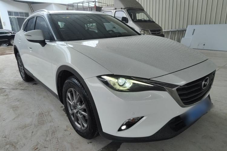 Used Mazda CX-4 2018 2.0L Automatic Two-Wheel Drive Blue Sky Premium Upgrade Version China VI Standard Front Right 45 Deg