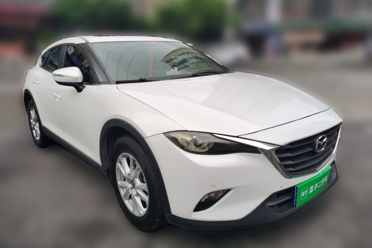 Used Mazda CX-4 2018 2.0L Automatic Two-Wheel Drive Blue Sky Dynamic Version China V Standard Front Right 45 Deg