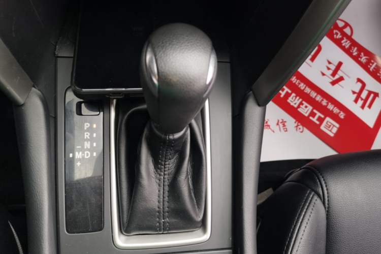 Used Mazda CX-4 2018 2.0L Automatic Two-Wheel Drive Blue Sky Dynamic Version China VI Standard Gear Lever