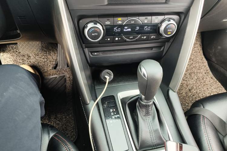 Used Mazda CX-4 2018 2.0L Automatic 2WD Blue Sky Exploration Edition China VI Standard Gear Lever