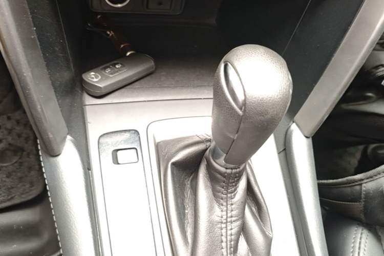 Used Mazda CX-4 2018 2.0L Automatic Two-Wheel Drive Blue Sky Dynamic Version China V Standard Gear Lever