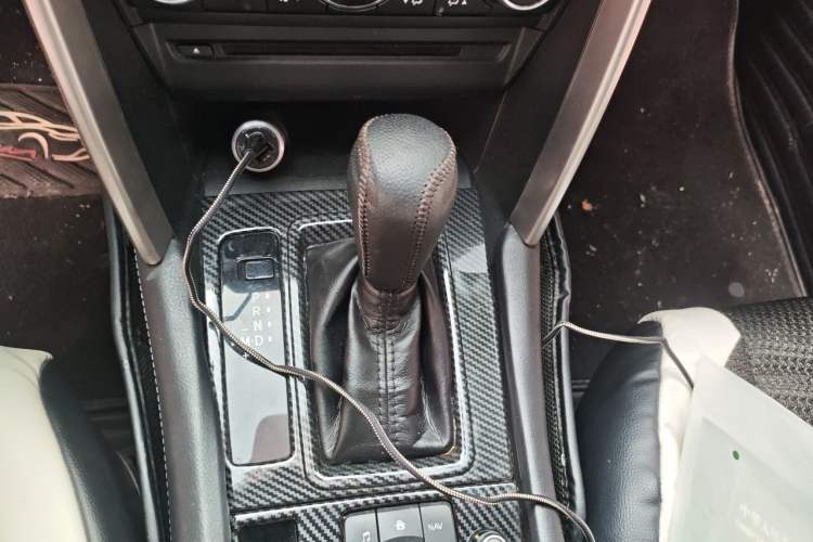 Used Mazda CX-4 2018 2.0L Automatic Two-Wheel Drive Blue Sky Exploration Version China V Standard Gear Lever