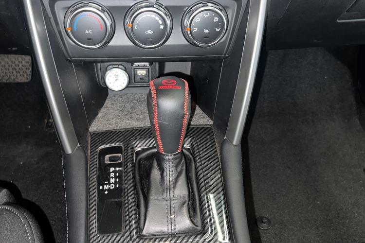 Used Mazda CX-4 2018 2.0L Automatic Two-Wheel Drive Blue Sky Dynamic Version China V Standard Gear Lever