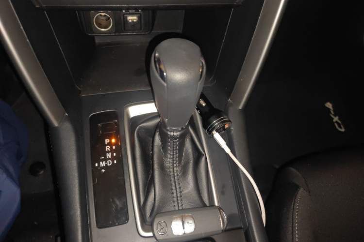 Used Mazda CX-4 2018 2.0L Automatic Two-Wheel Drive Blue Sky Dynamic Version China V Standard Gear Lever