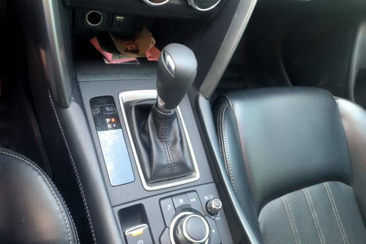 Used Mazda CX-4 2018 2.0L Automatic Two-Wheel Drive Blue Sky Dynamic Version China V Standard Gear Lever