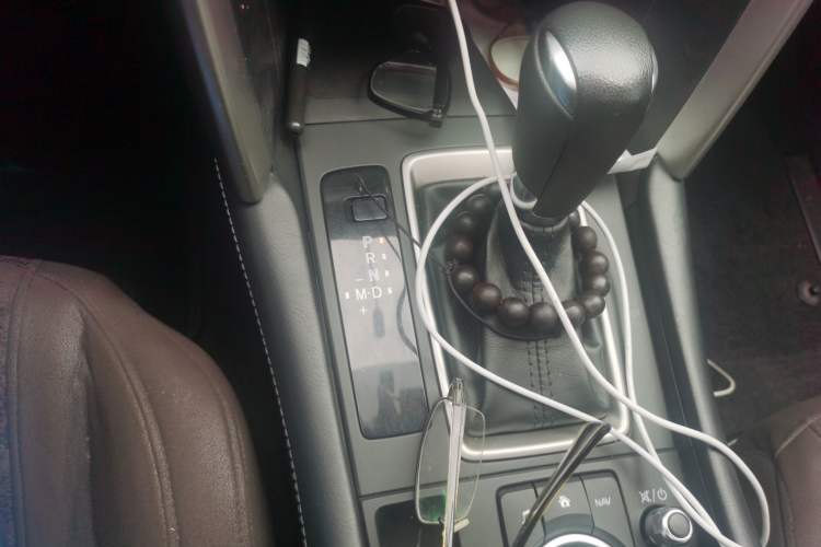 Used Mazda CX-4 2018 2.0L Automatic Two-Wheel Drive Blue Sky Dynamic Version China V Standard Gear Lever