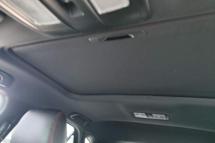 Used Mazda CX-4 2018 2.0L Automatic 2WD Blue Sky Exploration Edition China VI Standard Headliner