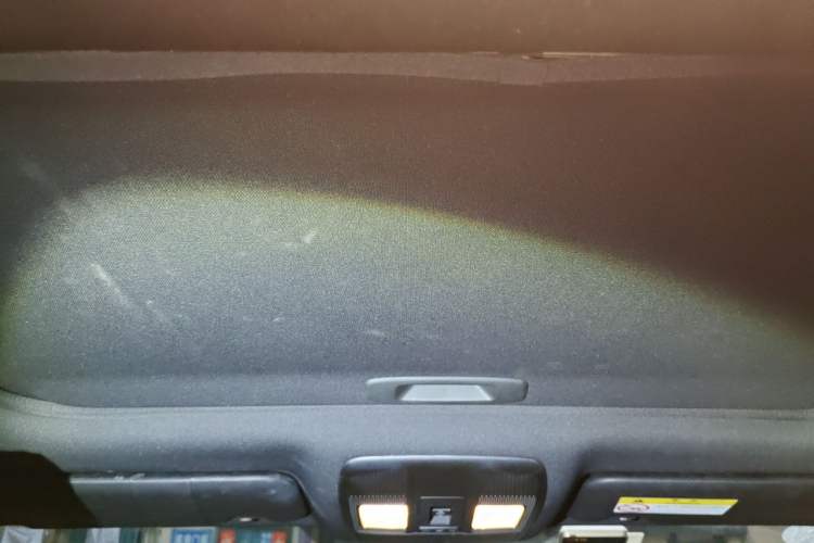 Used Mazda CX-4 2018 2.0L Automatic Two-Wheel Drive Blue Sky Dynamic Version China VI Standard Headliner