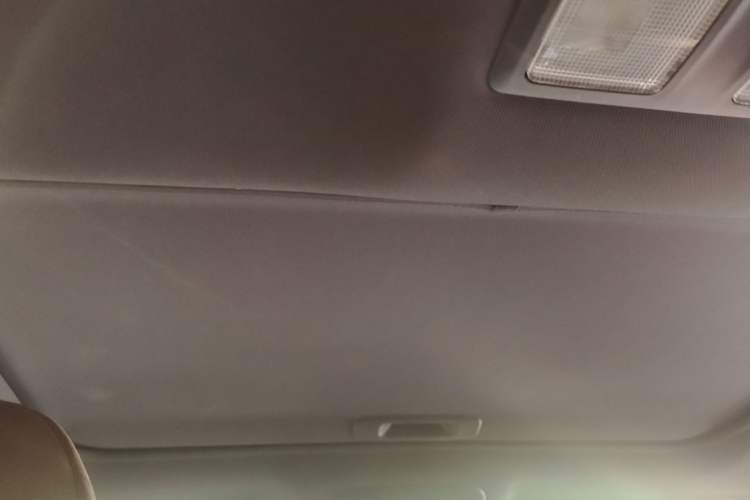 Used Mazda CX-4 2018 2.0L Automatic Two-Wheel Drive Blue Sky Dynamic Version China VI Standard Headliner