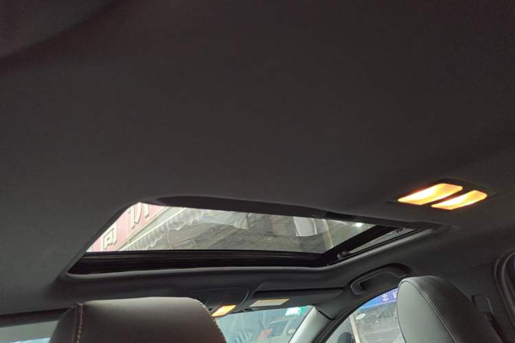 Used Mazda CX-4 2018 2.0L Automatic Two-Wheel Drive Blue Sky Dynamic Version China V Standard Headliner