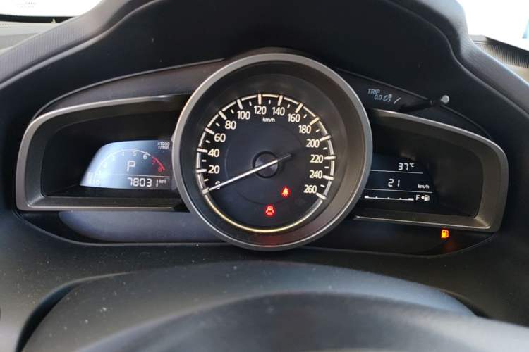 Used Mazda CX-4 2018 2.0L Automatic Two-Wheel Drive Blue Sky Dynamic Version China V Standard Instrument Cluster