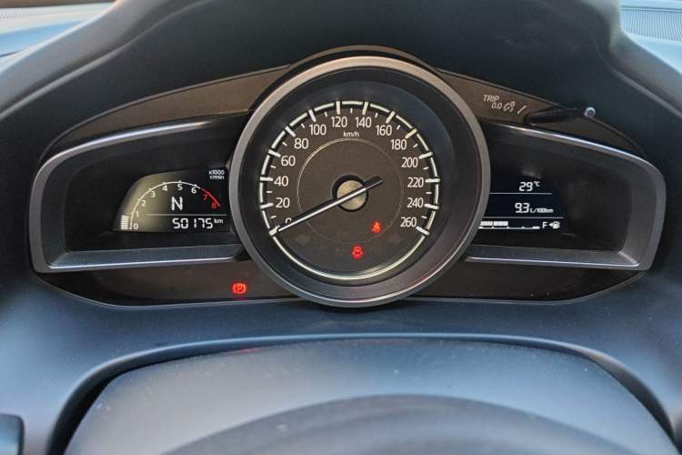 Used Mazda CX-4 2018 2.0L Automatic Two-Wheel Drive Blue Sky Dynamic Version China V Standard Instrument Cluster