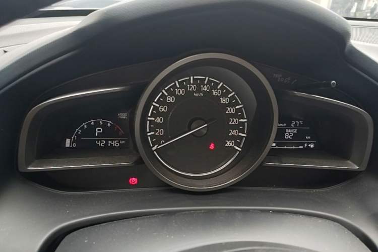 Used Mazda CX-4 2018 2.0L Automatic Two-Wheel Drive Blue Sky Premium Upgrade Version China VI Standard Instrument Cluster