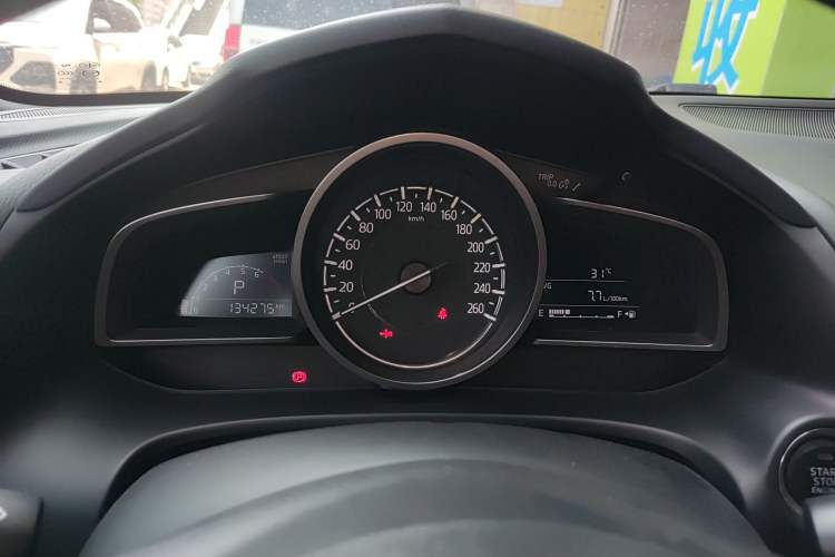 Used Mazda CX-4 2018 2.0L Automatic Two-Wheel Drive Blue Sky Dynamic Version China VI Standard Instrument Cluster