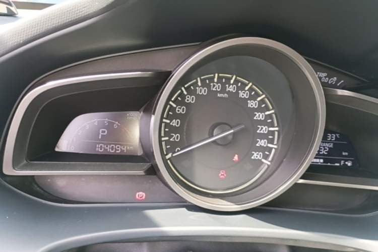 Used Mazda CX-4 2018 2.0L Automatic Two-Wheel Drive Blue Sky Dynamic Version China VI Standard Instrument Cluster