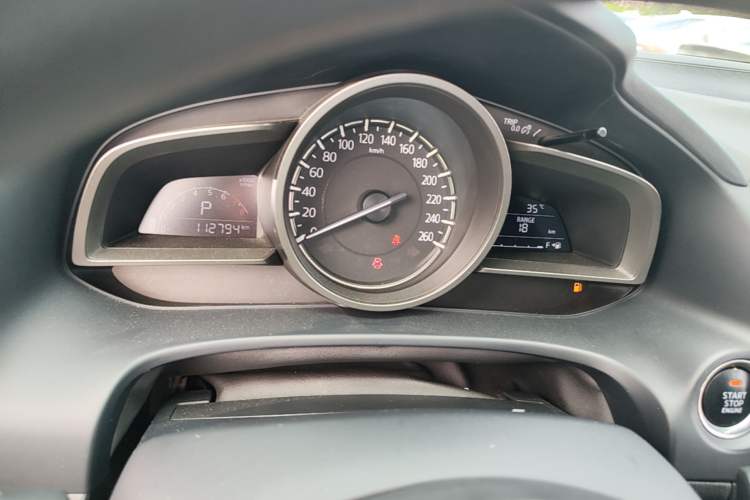 Used Mazda CX-4 2018 2.0L Automatic 2WD Blue Sky Exploration Edition China VI Standard Instrument Cluster