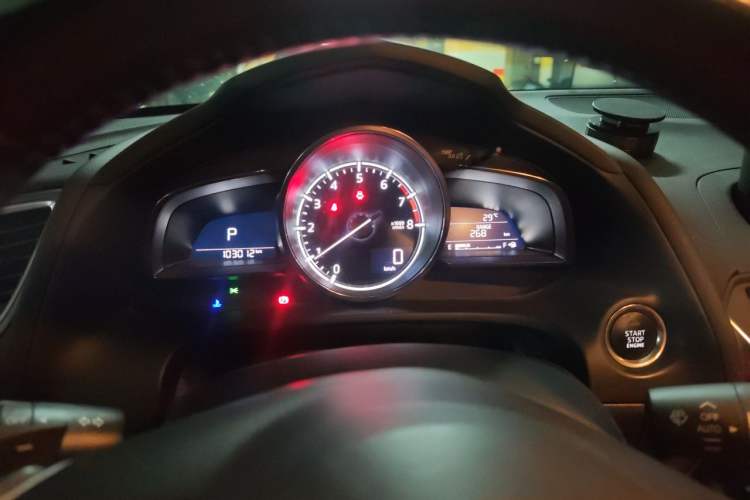 Used Mazda CX-4 2018 2.0L Automatic Two-Wheel Drive Blue Sky Leading Edition China V Standard Instrument Cluster
