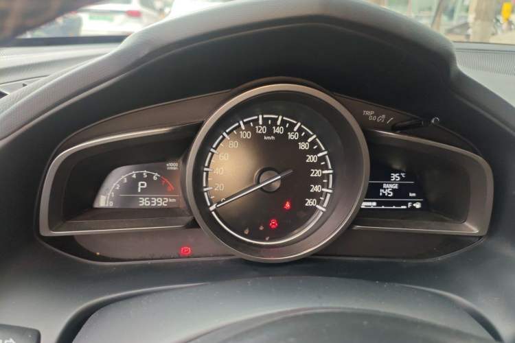 Used Mazda CX-4 2018 2.0L Automatic Two-Wheel Drive Blue Sky Dynamic Version China VI Standard Instrument Cluster
