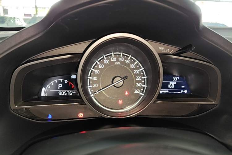 Used Mazda CX-4 2018 2.0L Automatic Two-Wheel Drive Blue Sky Dynamic Version China VI Standard Instrument Cluster