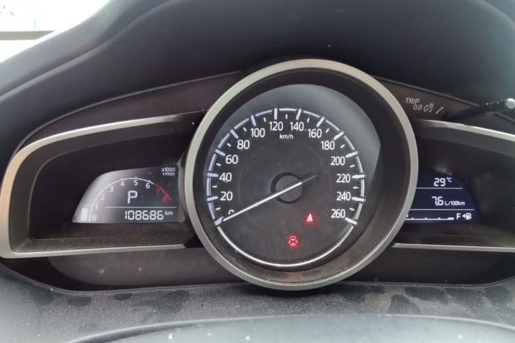 Used Mazda CX-4 2018 2.0L Automatic Two-Wheel Drive Blue Sky Dynamic Version China V Standard Instrument Cluster
