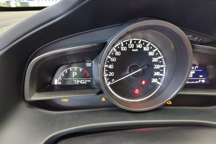 Used Mazda CX-4 2018 2.0L Automatic Two-Wheel Drive Blue Sky Dynamic Version China V Standard Instrument Cluster