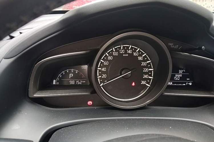 Used Mazda CX-4 2018 2.0L Automatic Two-Wheel Drive Blue Sky Premium Upgrade Version China VI Standard Instrument Cluster