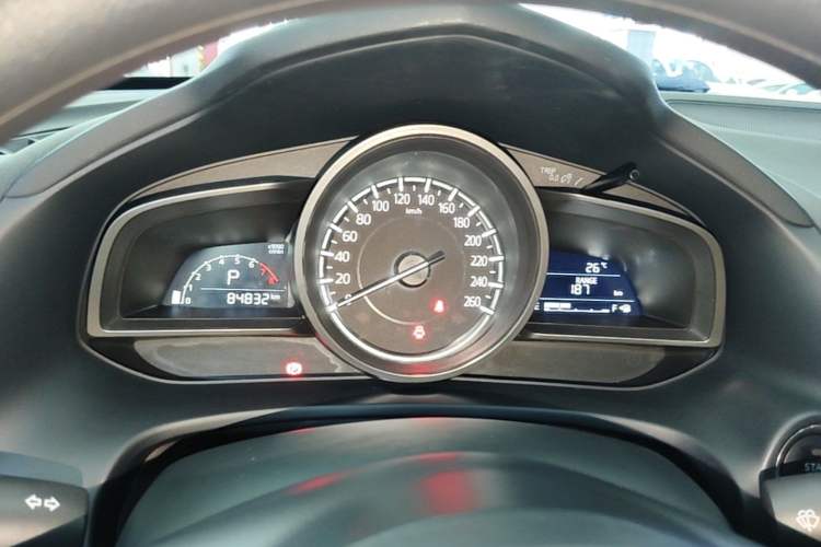 Used Mazda CX-4 2018 2.0L Automatic Two-Wheel Drive Blue Sky Dynamic Version China V Standard Instrument Cluster