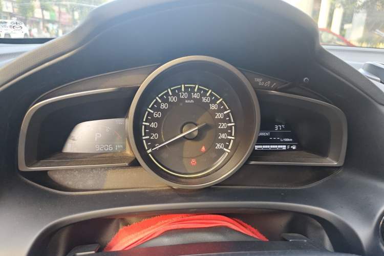 Used Mazda CX-4 2018 2.0L Automatic Two-Wheel Drive Blue Sky Dynamic Version China V Standard Instrument Cluster