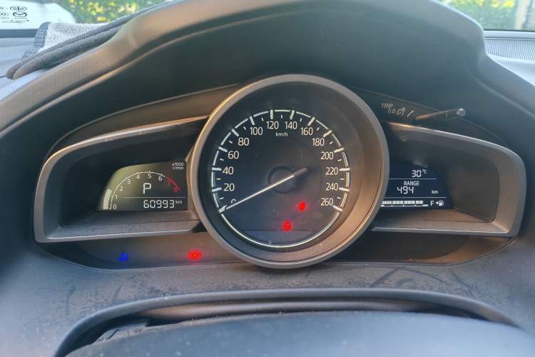 Used Mazda CX-4 2018 2.0L Automatic Two-Wheel Drive Blue Sky Dynamic Version China VI Standard Instrument Cluster