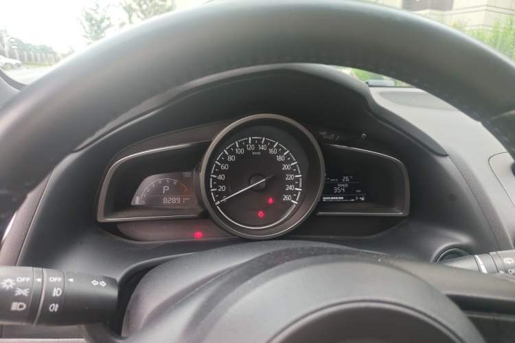 Used Mazda CX-4 2018 2.0L Automatic Two-Wheel Drive Blue Sky Premium Upgrade Version China VI Standard Instrument Cluster