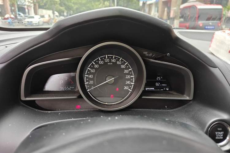 Used Mazda CX-4 2018 2.0L Automatic Two-Wheel Drive Blue Sky Dynamic Version China V Standard Instrument Cluster