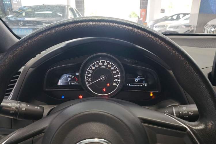 Used Mazda CX-4 2018 2.0L Automatic Two-Wheel Drive Blue Sky Exploration Version China V Standard Instrument Cluster