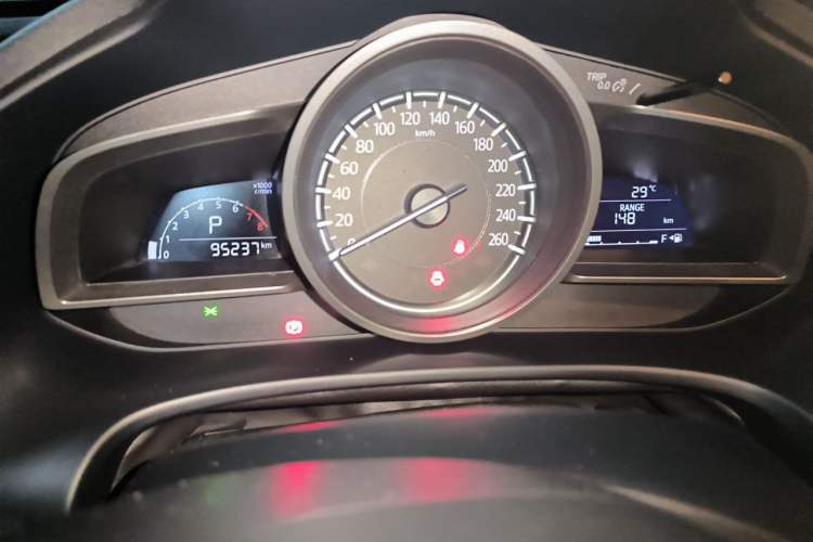 Used Mazda CX-4 2018 2.0L Automatic Two-Wheel Drive Smart Tech Edition China VI Instrument Cluster