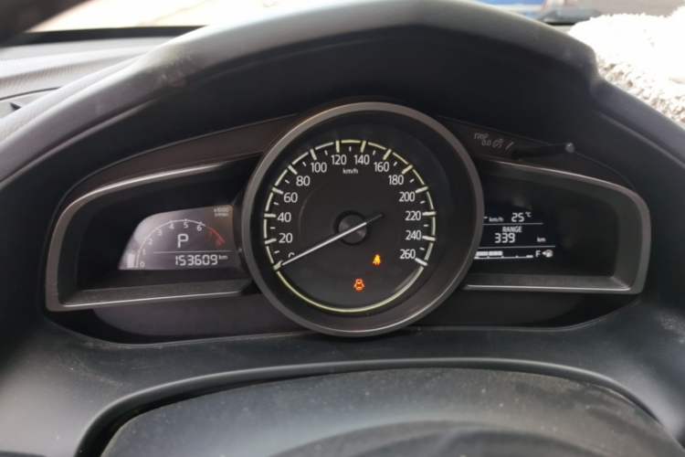 Used Mazda CX-4 2018 2.0L Automatic Two-Wheel Drive Blue Sky Premium Upgrade Version China V Standard Instrument Cluster