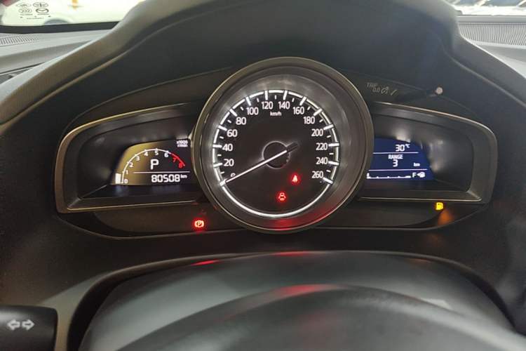Used Mazda CX-4 2018 2.0L Automatic Two-Wheel Drive Blue Sky Exploration Version China V Standard Instrument Cluster