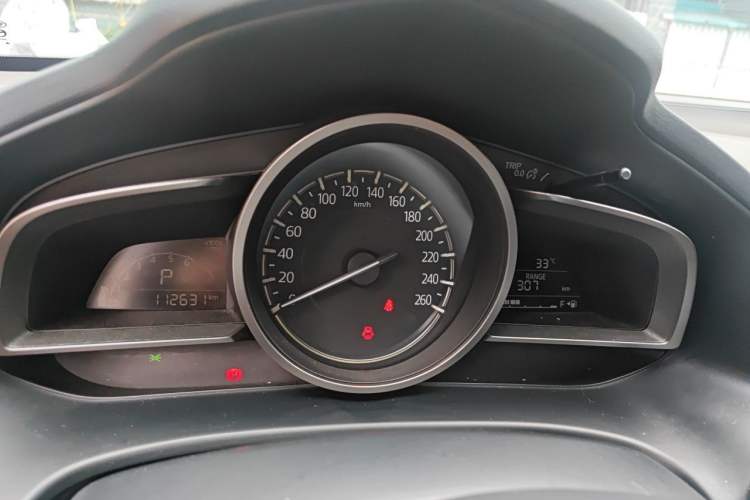 Used Mazda CX-4 2018 2.0L Automatic Two-Wheel Drive Blue Sky Dynamic Version China V Standard Instrument Cluster
